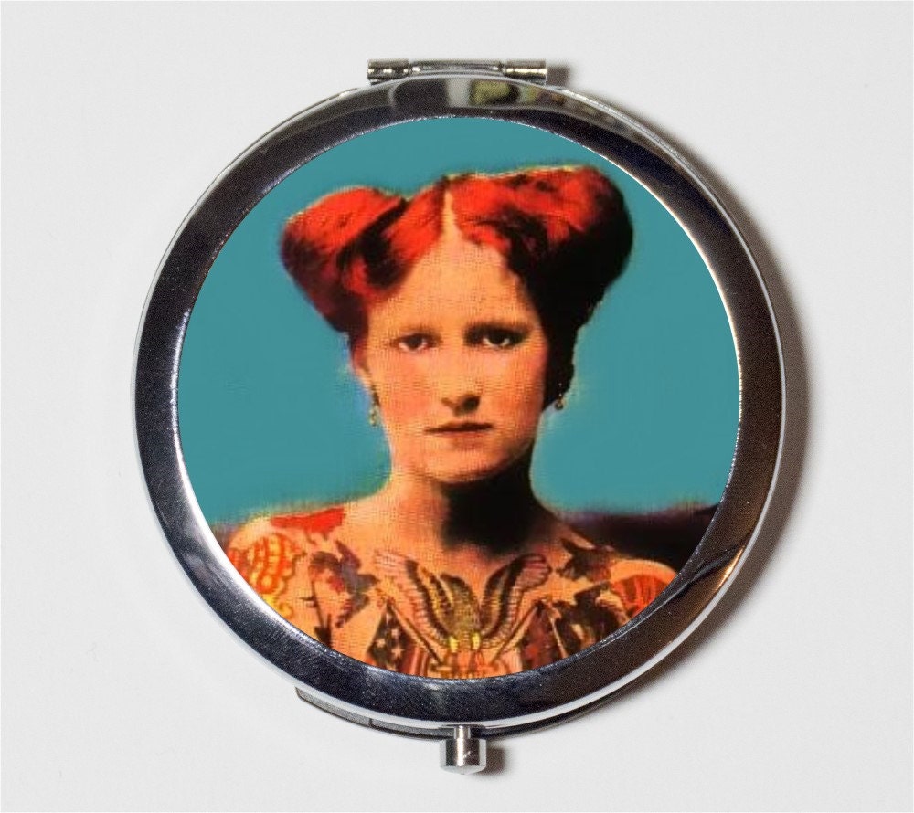 Tattooed Lady Compact Mirror - Tattoo Woman Rockabilly - Make Up Pocket Mirror for Cosmetics