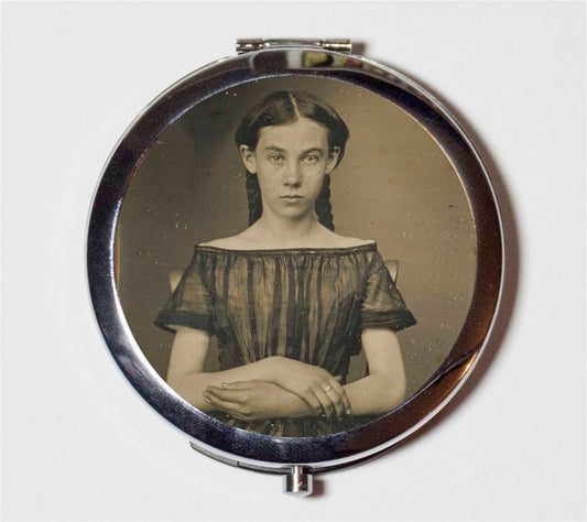 Victorian Girl Compact Mirror - Antique Photo Photography Daguerreotype - Make Up Pocket Mirror for Cosmetics