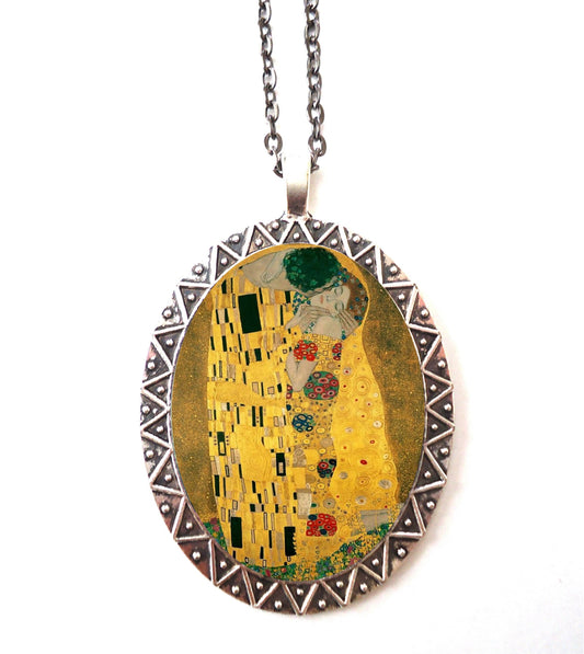 Klimt The Kiss Pendant Silver Tone - Art Nouveau Fine Art Painting Necklace