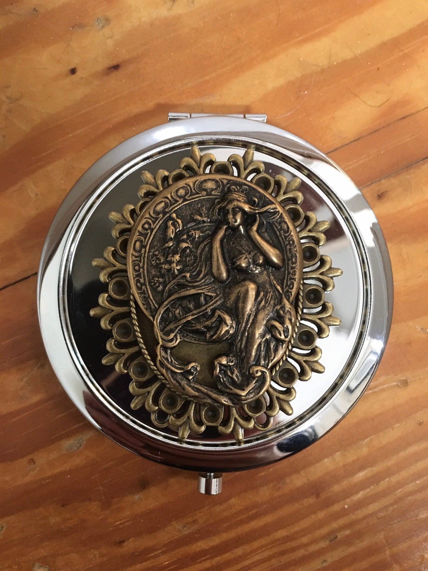 Art Nouveau Goddess Compact Mirror - Alphonse Mucha Style - Make Up - Cosmetics - Pocket Mirror