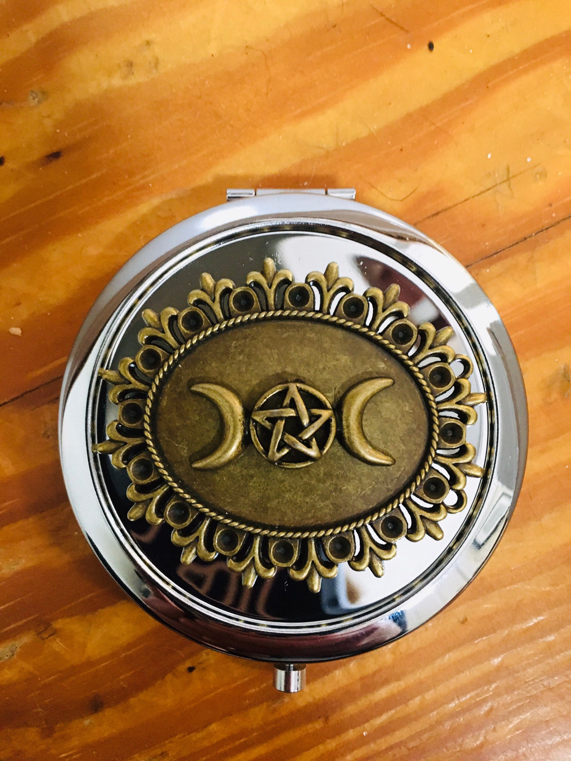 Wicca Triple Goddess Compact Mirror - Wicca Witch - Make Up - Cosmetics - Pocket Mirror