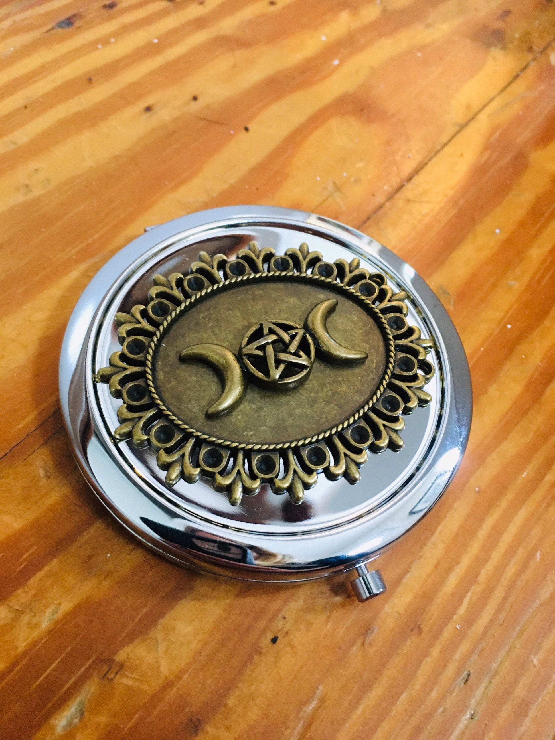 Wicca Triple Goddess Compact Mirror - Wicca Witch - Make Up - Cosmetics - Pocket Mirror