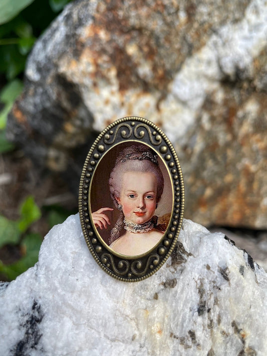 Marie Antoinette Antiqued Bronze Adjustable Ring French Queen Brass